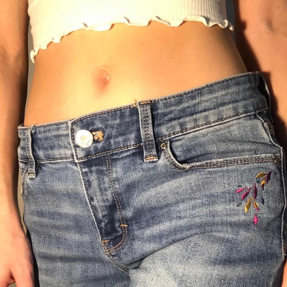 Embroidered Jeans SUPER CUTE